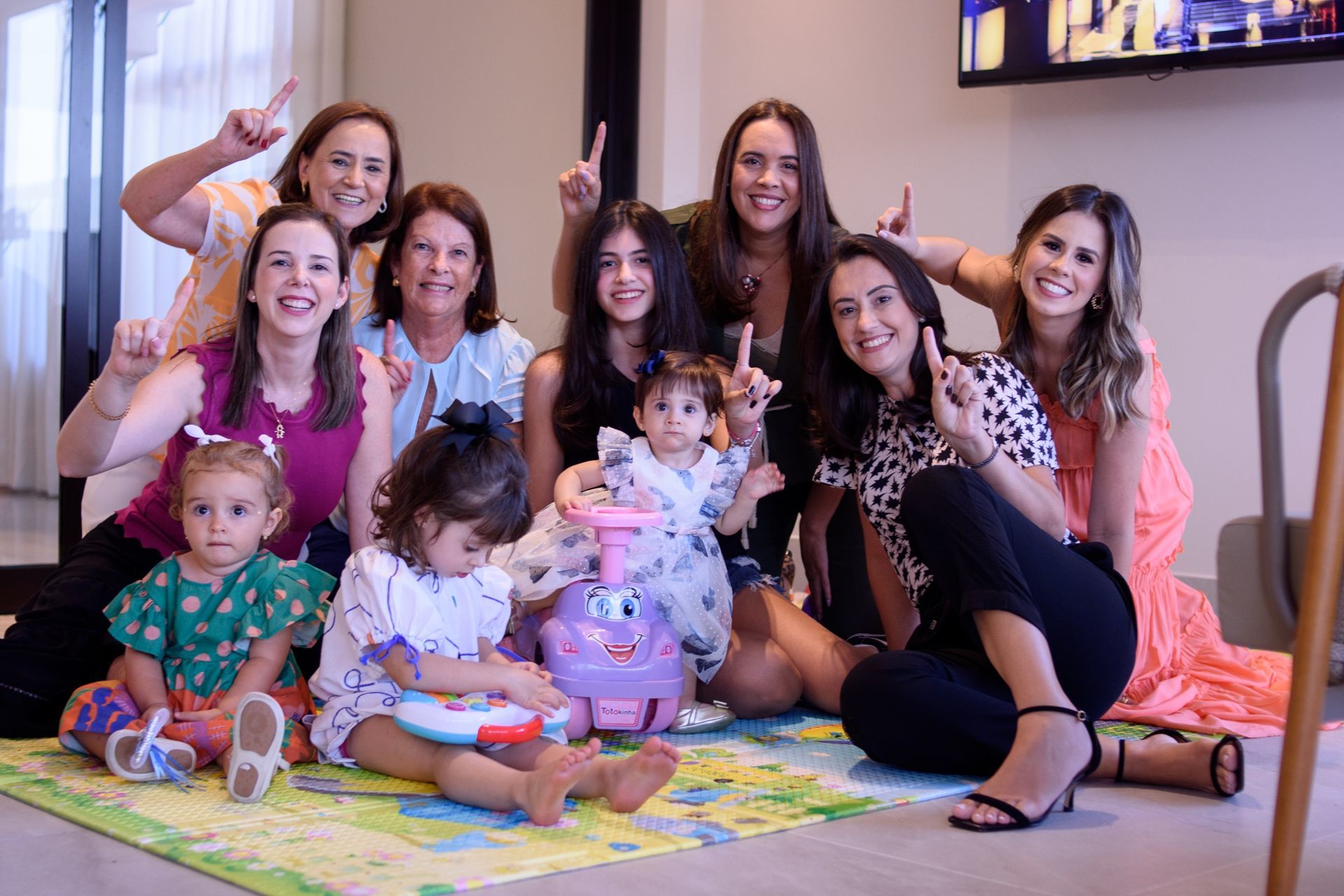 Foto Aniversário Infantil de 1anos da Alice na casa da familia, Quinta do Golf Foto Aniversário Infantil de 1anos da Alice na casa da familia, Quinta do Golf - Imagem 20