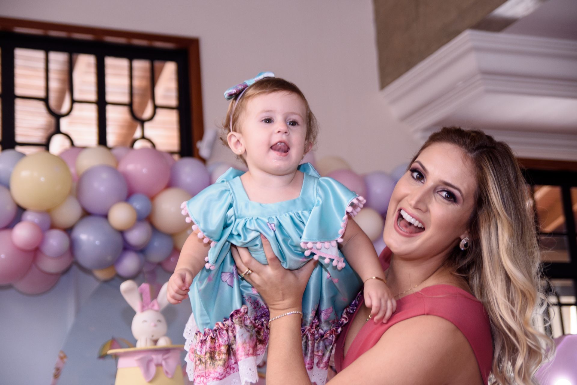 Foto Aniversário Infantil 1 ano da Helena, na casa da família, Jardim Vivendas Foto Aniversário Infantil 1 ano da Helena, na casa da família, Jardim Vivendas - Imagem 14