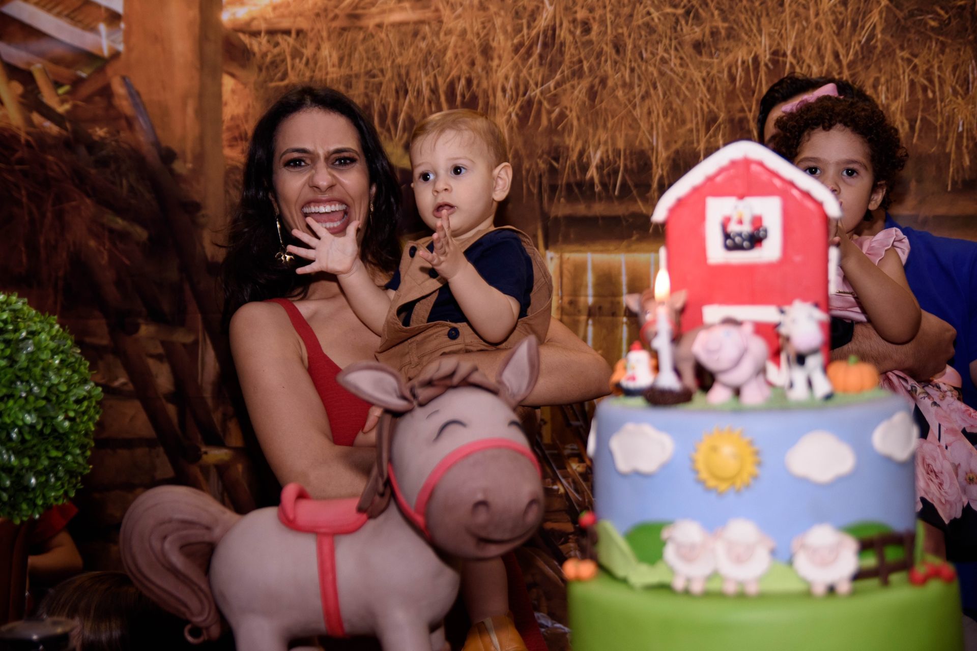 Foto Aniversário Infantil - Rael 1 Anos - Buffet Elivih Foto Aniversário Infantil - Rael 1 Anos - Buffet Elivih - Imagem 24
