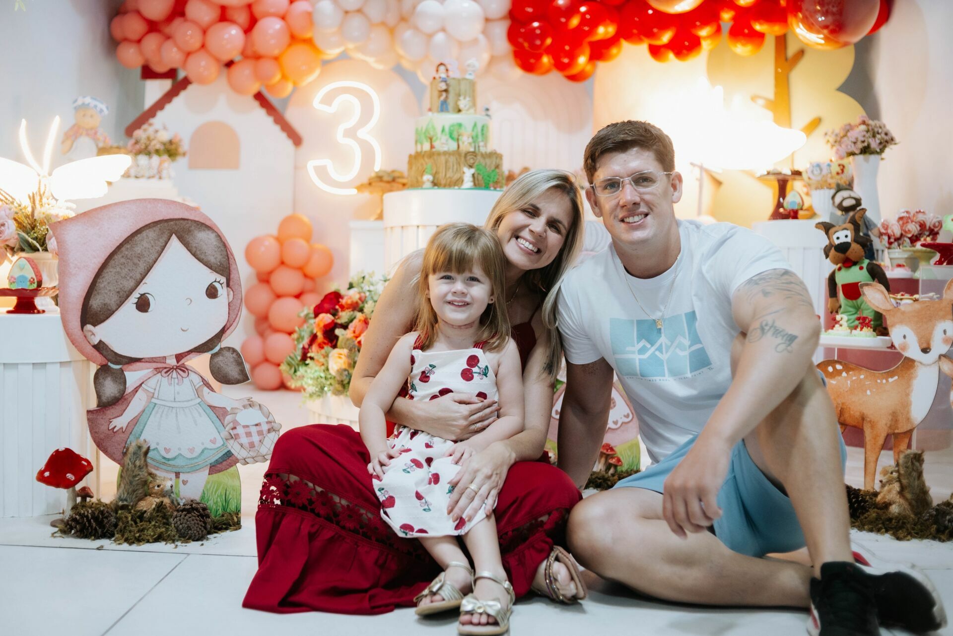 Foto Aniversário Infantil - Alice 3 anos - Buffet Divert Festas Foto Aniversário Infantil - Alice 3 anos - Buffet Divert Festas - Imagem 6